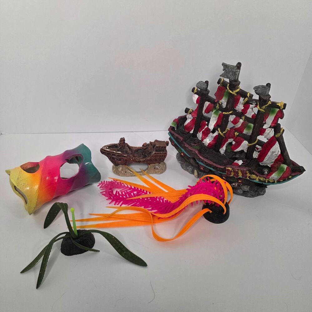 Aquarium Decorations Lot Pirate Ship Wreck Plants Cave Fish Tank Decor